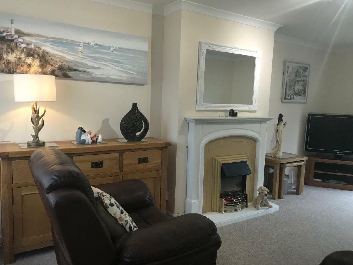 Towy Valley Retreat Carmarthen Bagian luar foto