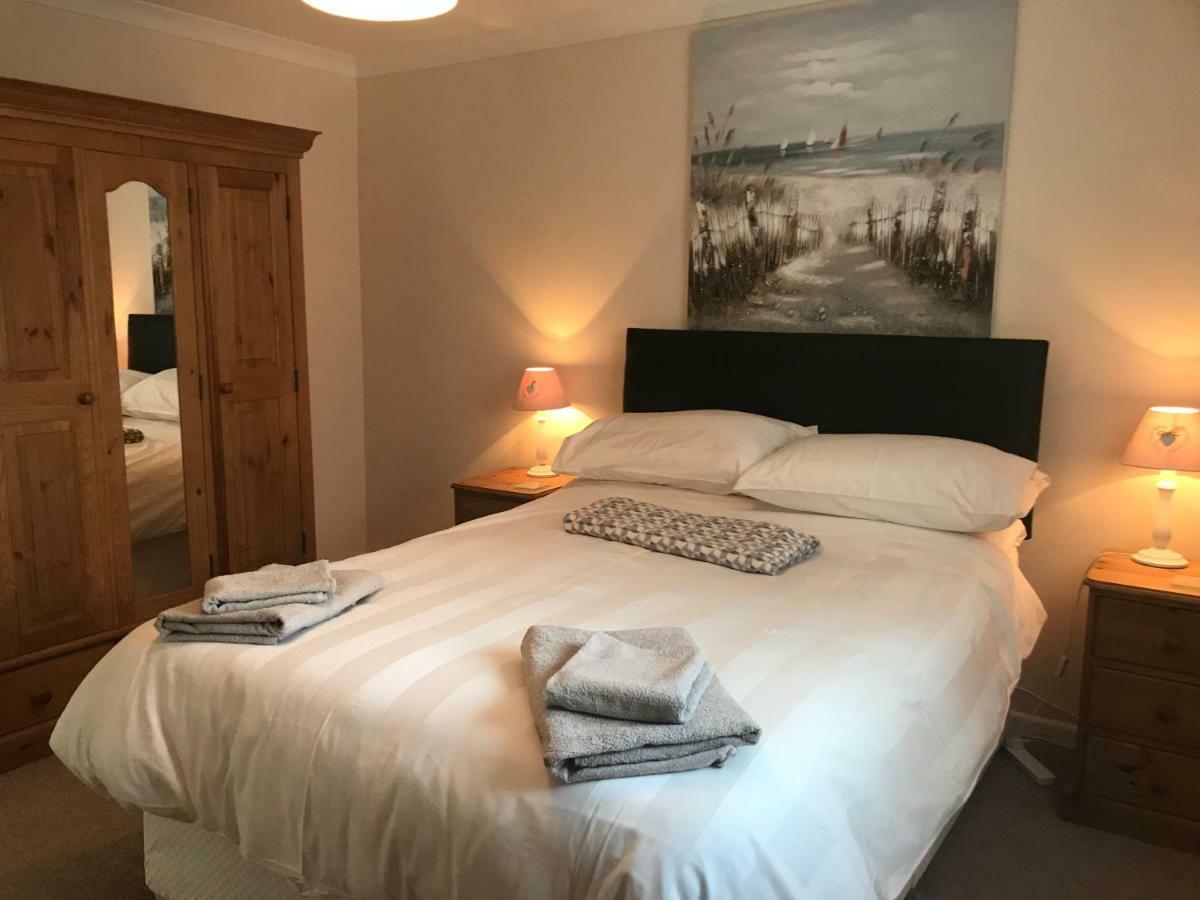 Towy Valley Retreat Carmarthen Bagian luar foto